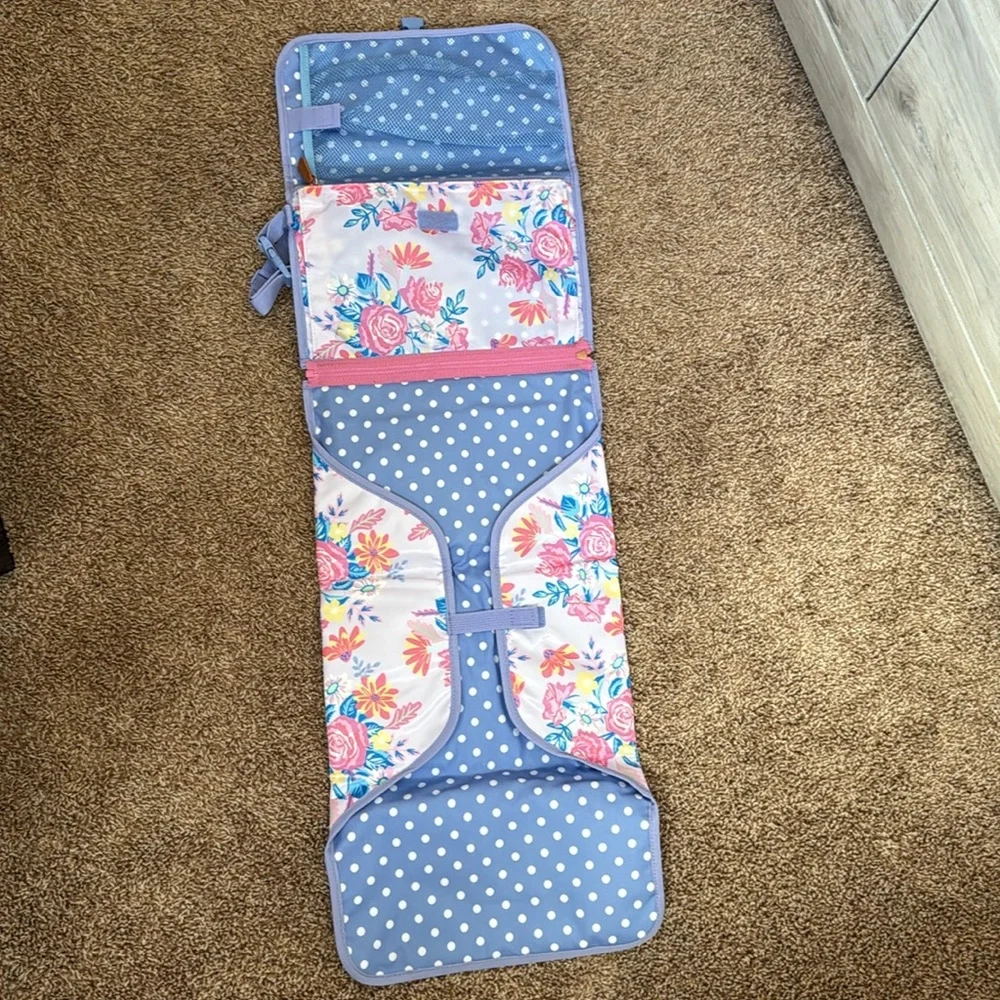 Matilda Jane Diaper Changing Pad - Floral. Excellent Condition diaper clutch
